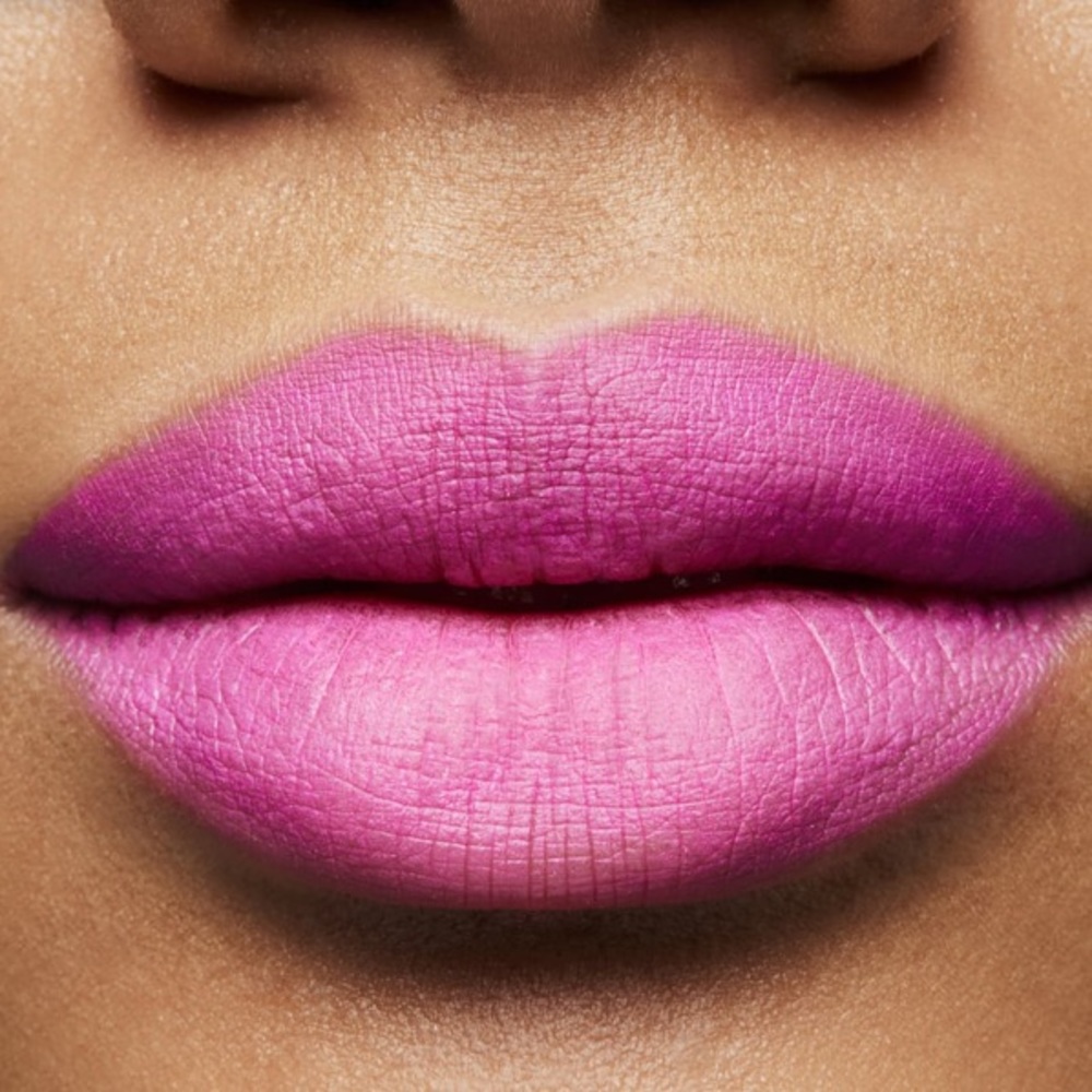 💄HP!💄LAST ONE! MAC Matte Lipstick Candy Yum Yum - Picture 5 of 11